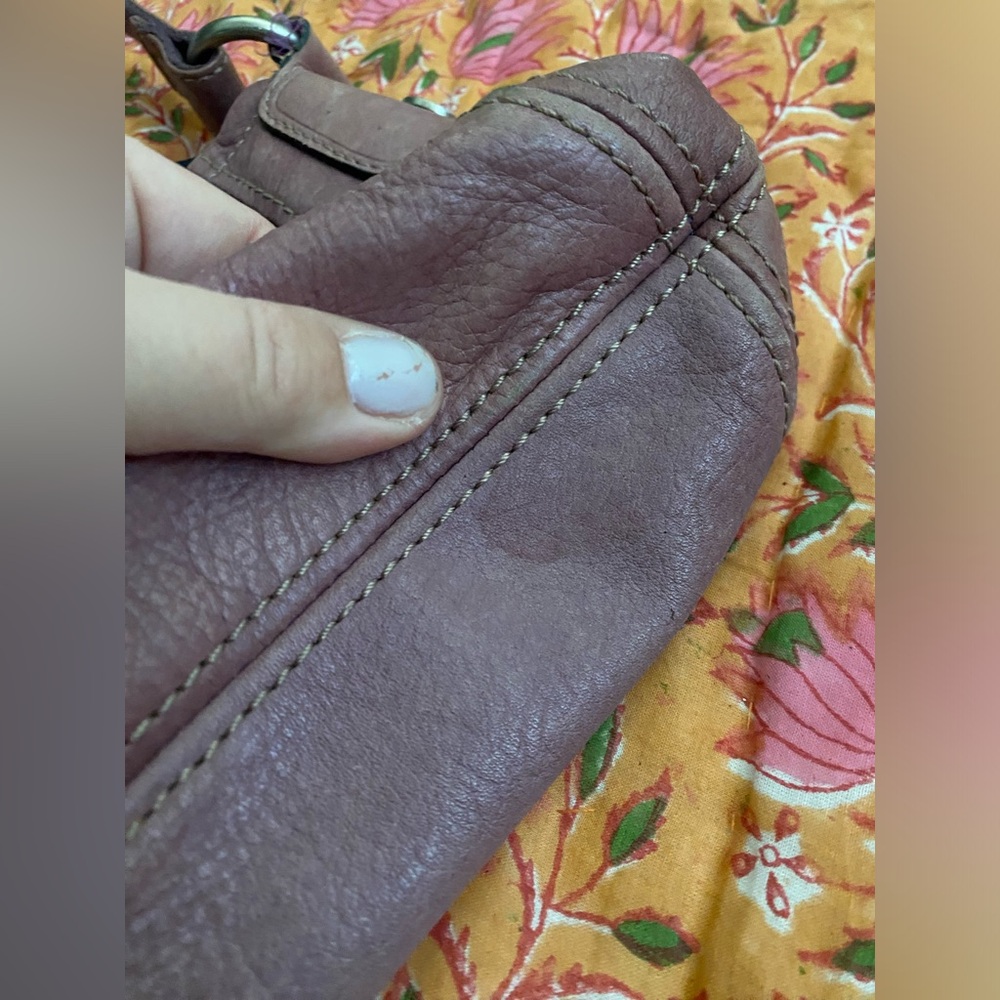 Fossil Vintage Purple Leather Shoulder Bag Handbag Women Purse - Picture 8 of 16